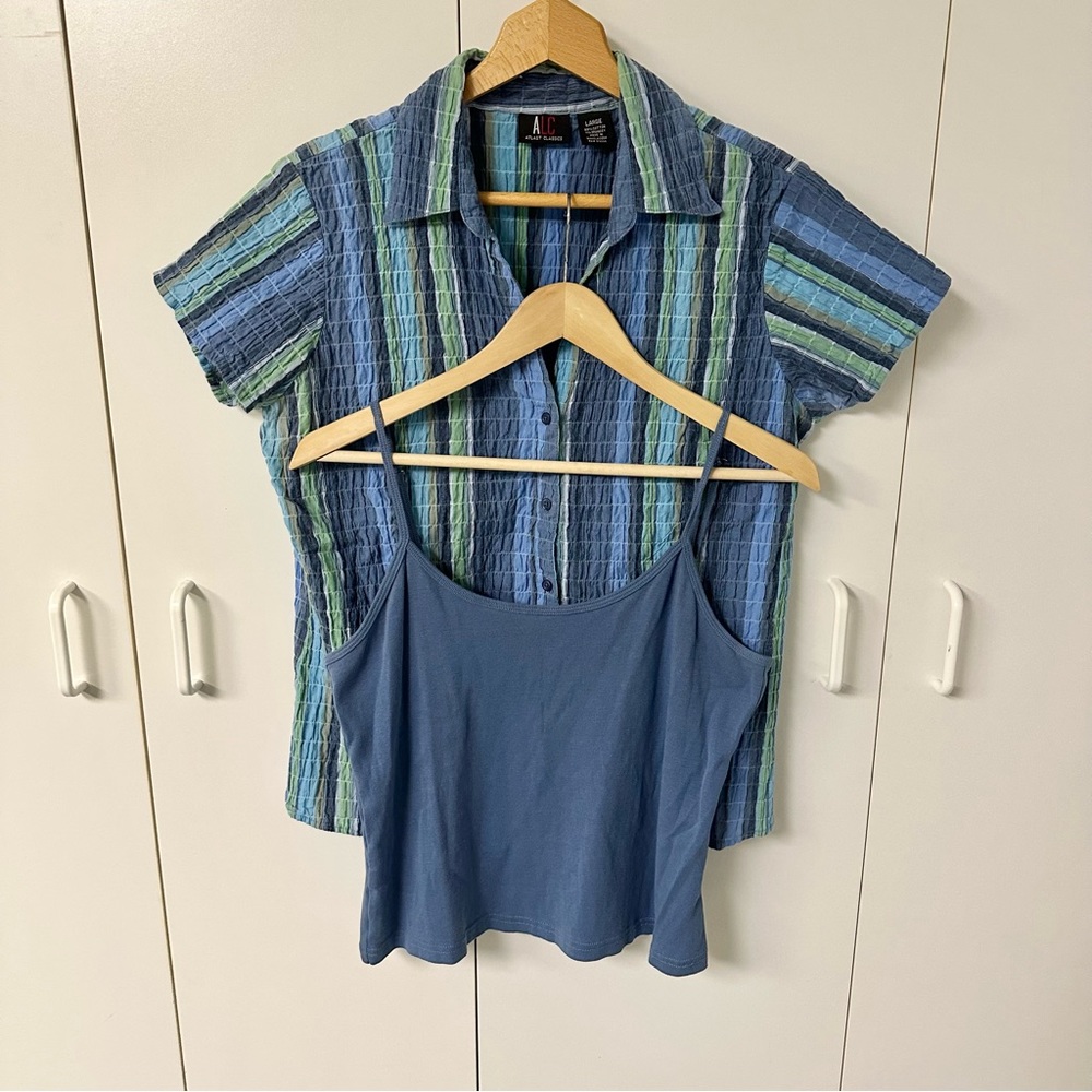 Women’s 2-pc set ALC Atlast Classics brand shirts size Large